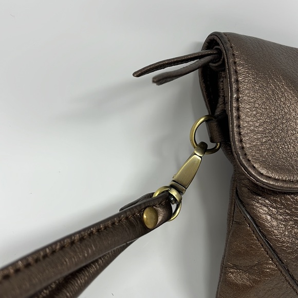 CLARKS England Bronze Leather Wristlet Clutch - Picture 3 of 13